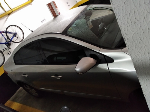 Renault Fluence 2013 2.0 Dynamique X-tronic Hi-flex 4p