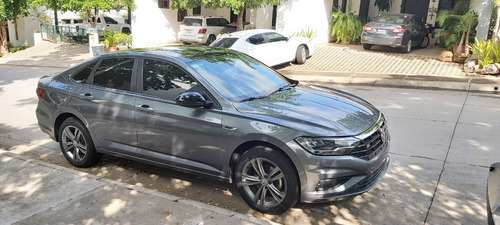 Imagen 1 de 13 de Volkswagen Jetta R-line Tip 2019
