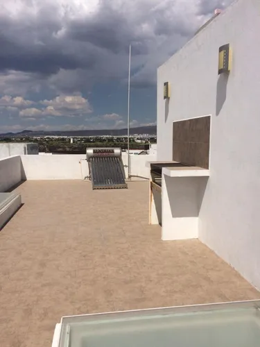 Casa En Venta En Milenio Iii, Privada, Alberca Techada, 3 Recamaras, Roof Garden