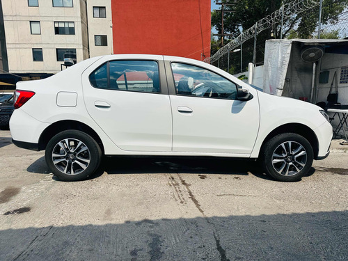 Renault Logan 1.6 Intens Mt