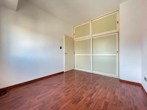 Imagen 10 de 14 de Venta Departamento 3 Ambientes 75 Mts Castelar Centro Sur