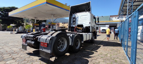 Imagem 4 de 4 de Mercedes