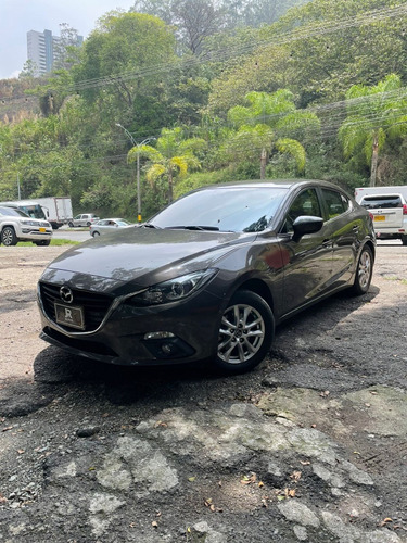 Mazda 3 Touring