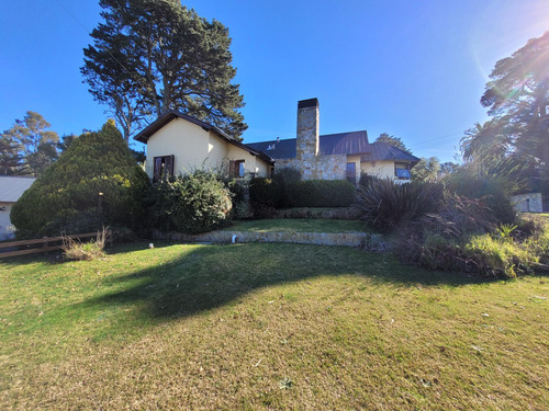 Casa En  Sierras De Los Padres