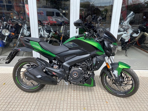 Bajaj Dominar 400 Ug , 2021 Con 17000 Km