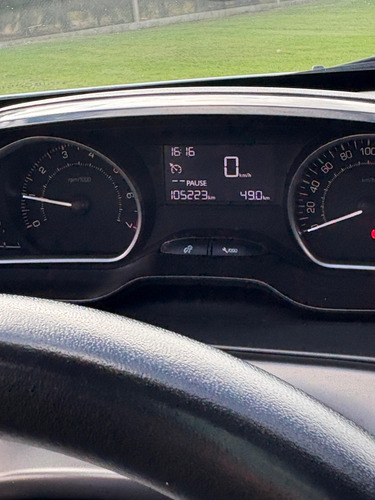 Peugeot 2008 1.6 Feline