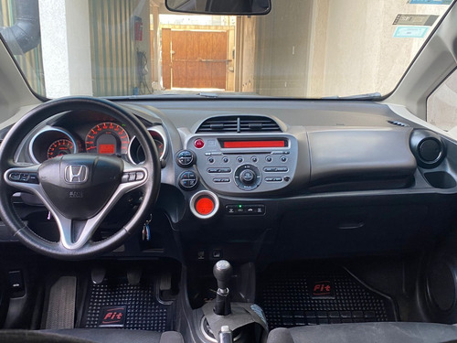 Imagen 8 de 10 de Honda Fit