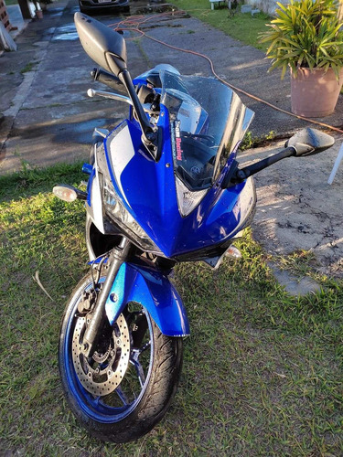 Imagem 1 de 8 de Yamaha R3