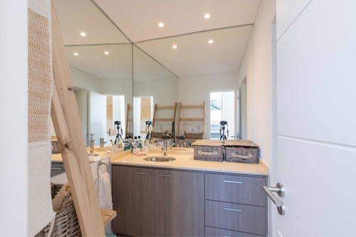 Triplex Premium De Diseño - Country La Cuesta