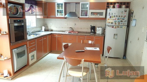 Imagen 4 de 30 de Fonrouge Al 1000 Hermosa Casa Con Cochera, Patio, Sauna Y Sum