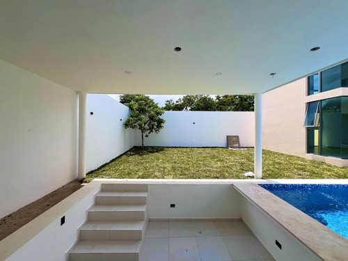 Casa En Venta En Dzityá, Mérida De 4 Recámaras.