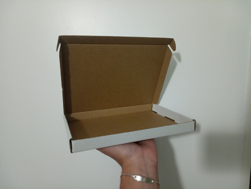 Caja De Cartón Liso Para Regalo Color Blanco 