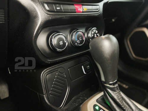 Jeep Renegade 1.8 16V FLEX 4P AUTOMÁTICO