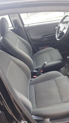 Volkswagen Fox 1.0 Vht Trend Total Flex 5p 2012