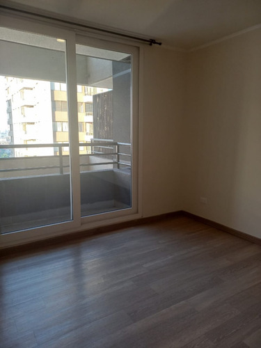 Arriendo Dpto De 1 Dormitorio + 1 Baño + 1 Bodega + 1 Est.