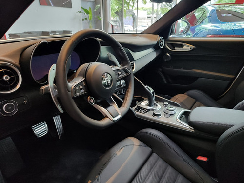 Alfa Romeo Stelvio 2.0 280cv At Q4 Veloce