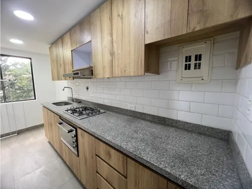 Venta De Apartamento En El Occidente, Sector Los Pinos