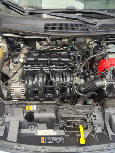 Ford Fiesta Kinetic 1.6 Sedan Se Plus 120cv