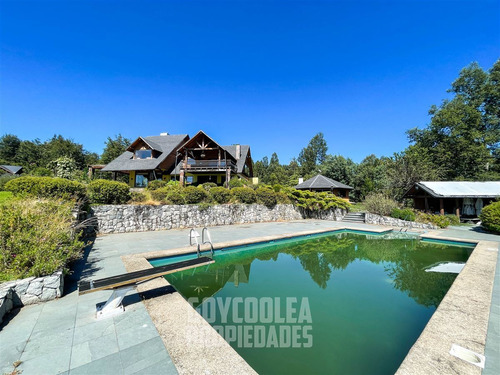 Casa En Venta En Pucón