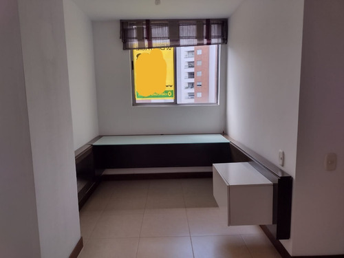 Imagen 3 de 9 de Se Arrienda Apartamento En Envigado, Loma Del Esmeraldal