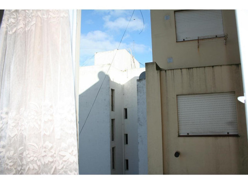 Imagen 3 de 9 de Venta Mar Del Plata Sarmiento 2253 08-02 Con Cochera