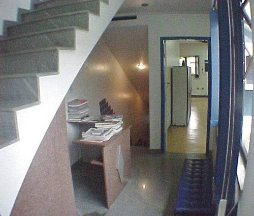 Vendo Prédio Comercial De 456m² Bem Arejado E Seguro Ao Lado Do Centro Do Rj