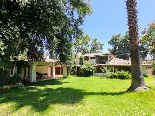Casa Con Gran Terreno En Cantagallo