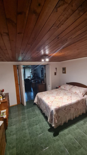 Rebajada............venta De Casa Con Gran Terreno