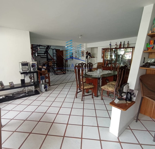 En Venta Apartamento Penthouse Resd Campo Neblina I, Merida, Codigo: B&c(kp)5-60, Merida