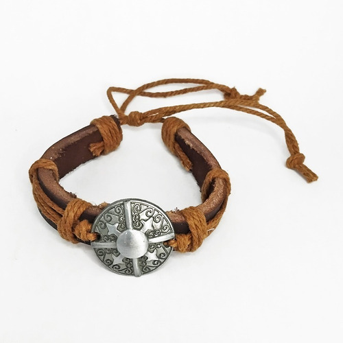 Imagem 2 de 4 de Pulseira Escudo | Marrom Claro