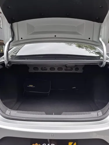 Chevrolet Onix 1.0T Premier Sedan At