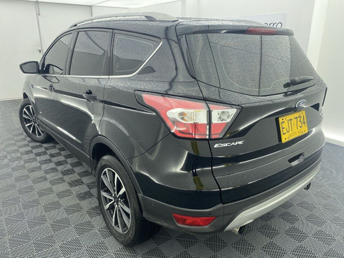 Imagen 7 de 25 de Ford Escape