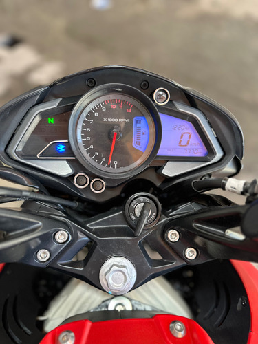 Bajaj Rouser Ns 200