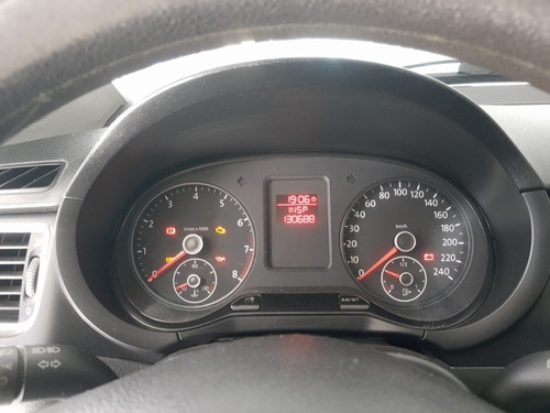 Imagem 7 de 9 de Volkswagen Fox 2012 1.6 Vht Trend Total Flex 5p