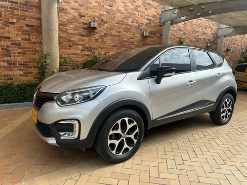Renault Captur 2.0 Intens Automática