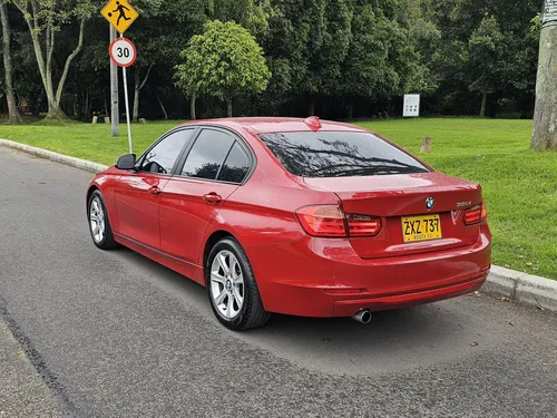BMW Serie 3 2.0 320i f30 twin power turbo atm con techo y cuero