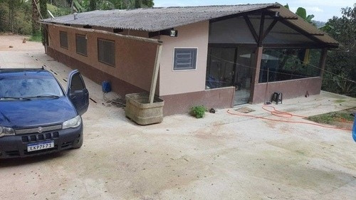 Imagem 11 de 13 de Chácara Com Casa De 3 Dormitórios 2 Banheiros, Sala, Cozinha