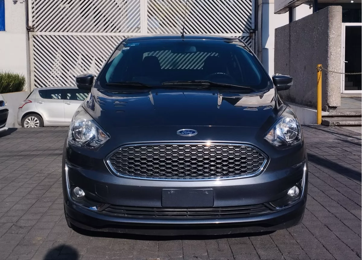 Ford Figo 1.5 Titanium Sedan At