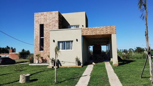 Venta Casa 3 Ambientes En Pilar 