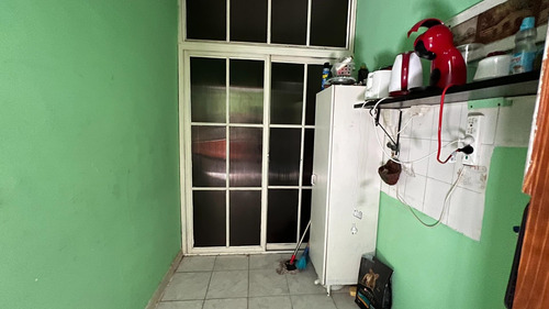 Imagen 5 de 8 de Casa Ph De Dos Ambientes En Venta En Ituzaingó Norte