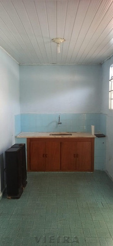 Imagem 2 de 15 de Casa Térrea Bem Localizada, Próximo Aos Comércios! - 3519-1
