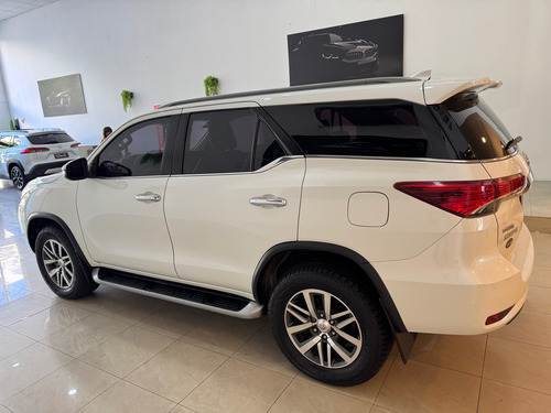 Toyota Hilux Sw4 2.8 Srx 177cv 4x4 7as At