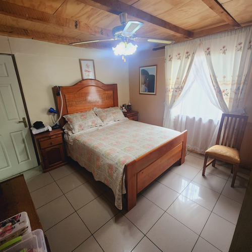 En Venta Amplia Casa En Los Andes 5 Habitaciones 3 Baños
