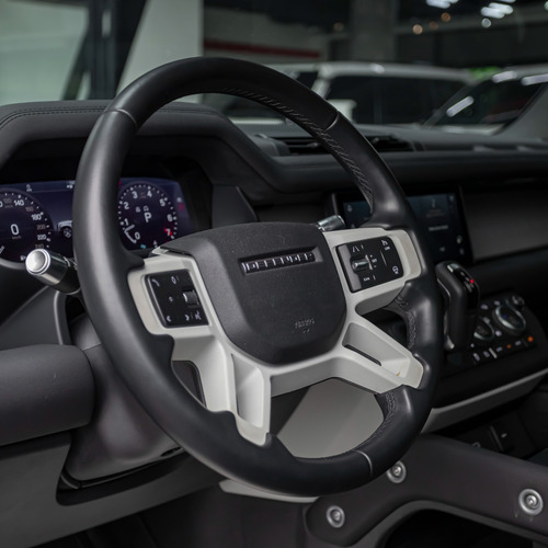Land Rover Defender First 3.0 2021