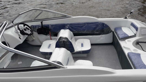 Tango 4,7 Con Mercury 40 Hp Potenciado De 3 Cilindros Okm