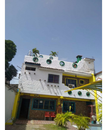 Posada En Venta En Tucacas Cg-8004361