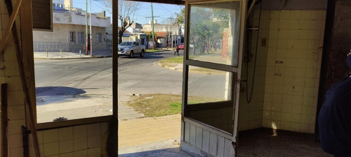 Imagen 2 de 4 de Local De 53 Mts Apto Vs Destinos