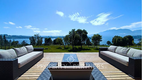 Espectacular Casa En El Lago Panguipulli