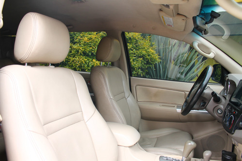 Toyota Fortuner 3.0 Sr5 Diésel 4x4 At