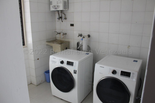 Apartamento En Venta Los Dos Caminos Lp